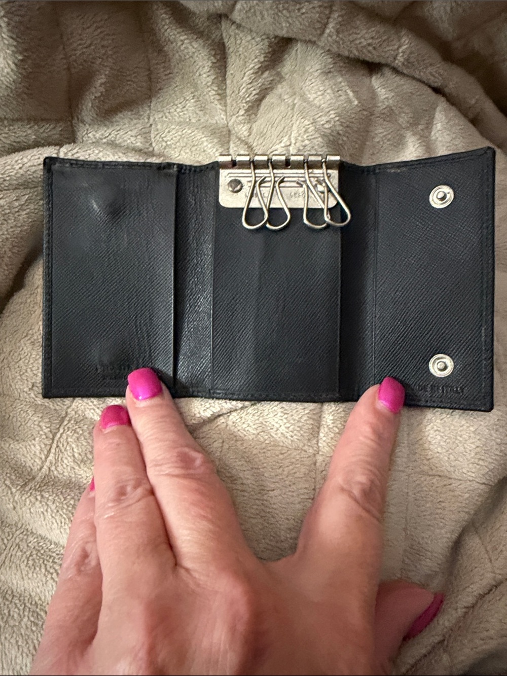 Prada Black Saffiano Leather Card & Key Holder with Metal Triangle Logo - Picture 8 of 11
